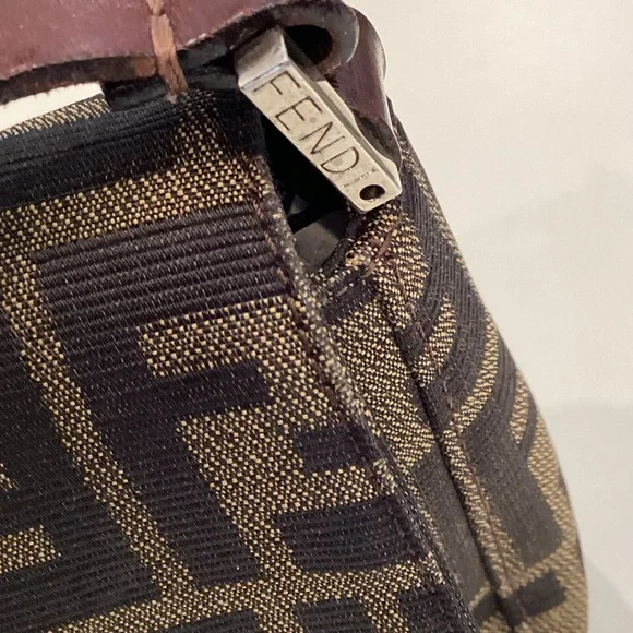 Fendi FF Zucca Canvas Clutch Shoulder Bag in Brown - Picture 3 of 4
